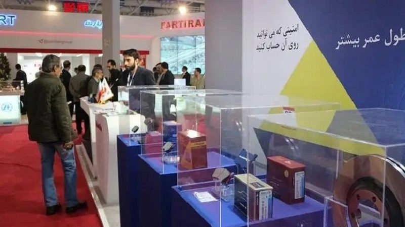 在成都实体店改装包围套件时，以下注意事项需要关注：